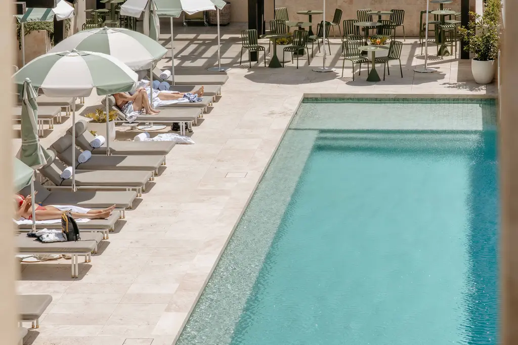 Hotel Sorrento image 4