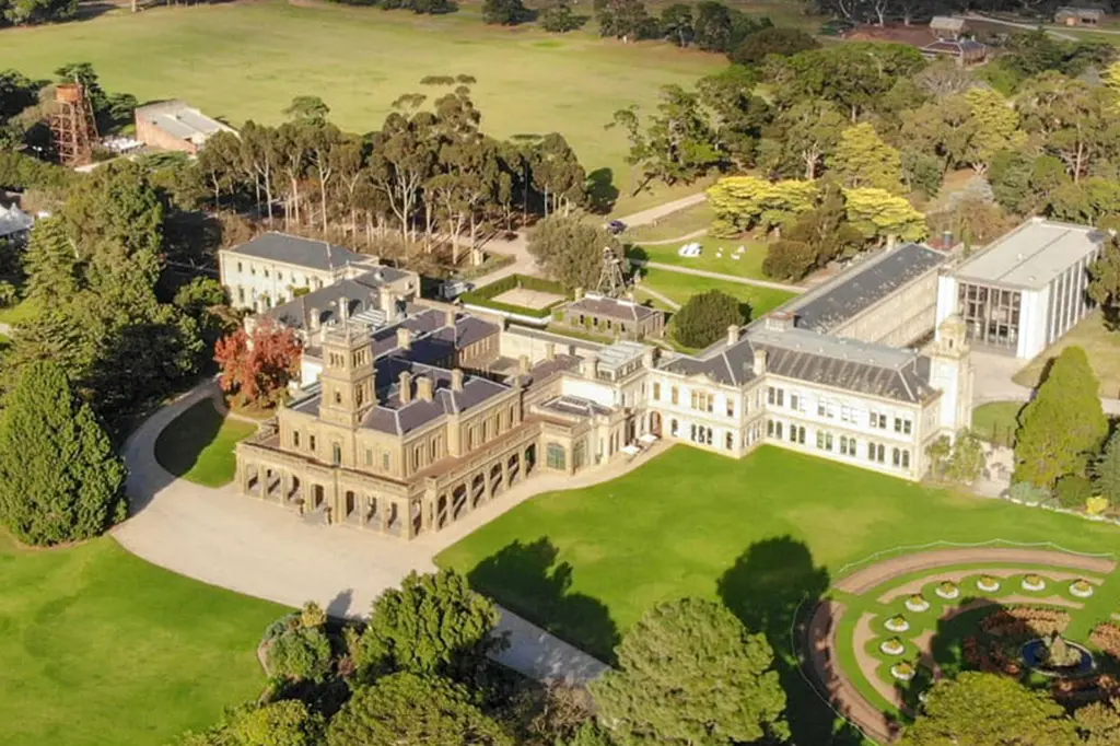 Lancemore Mansion Hotel Werribee Park image 8