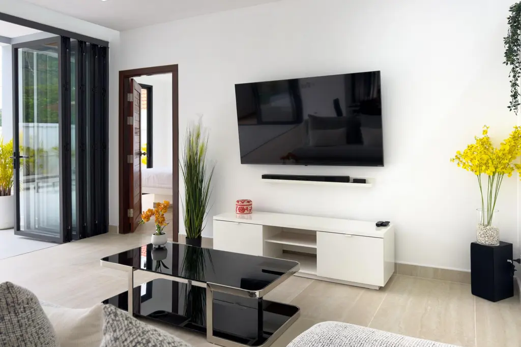 Stylish 3BR Pool Villa Lawan Villa image 4