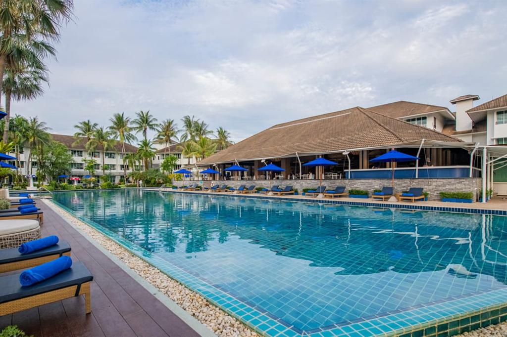 NH Boat Lagoon Phuket Resort image 5