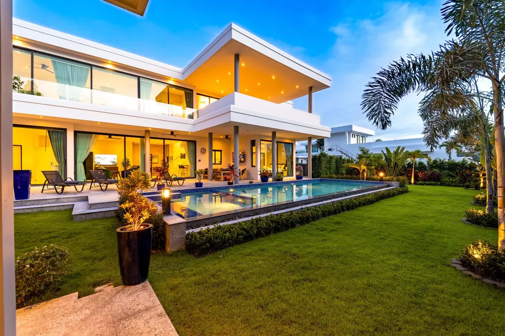 Luxury Modern 6 Bed Private Pool Villa image 20