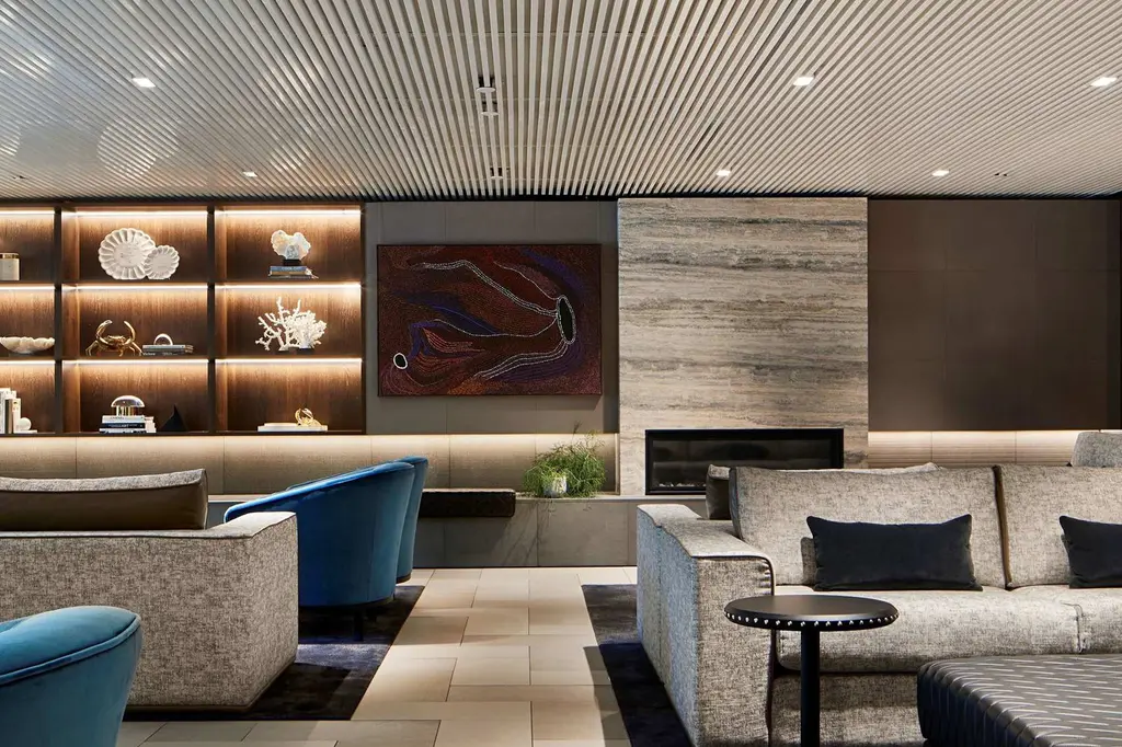 Quay West Suites Melbourne image 6