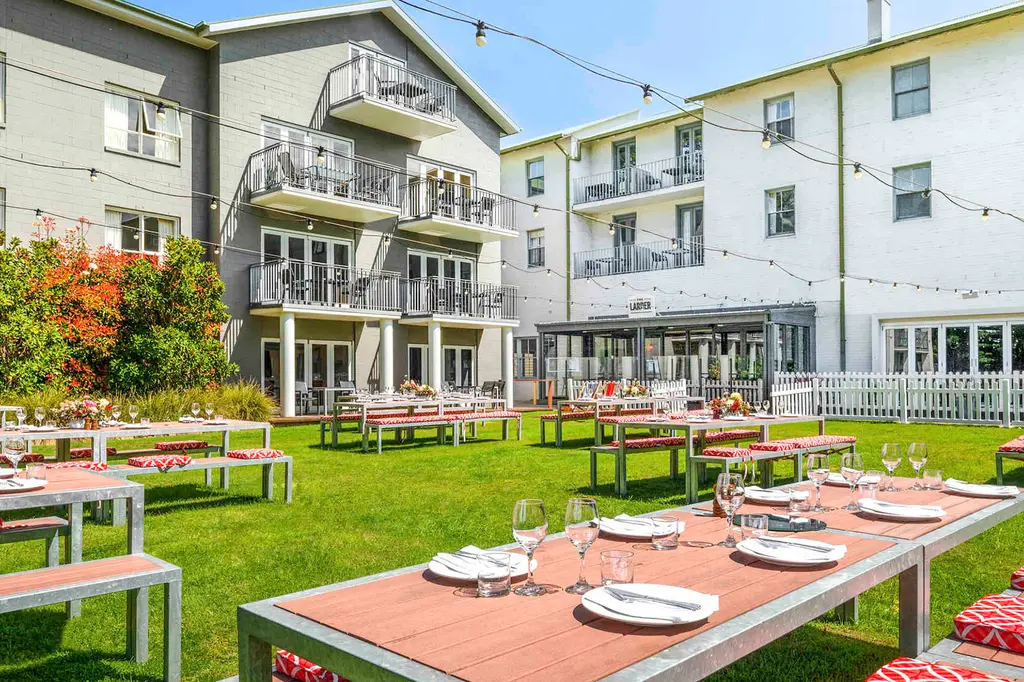 Mantra Lorne image 4