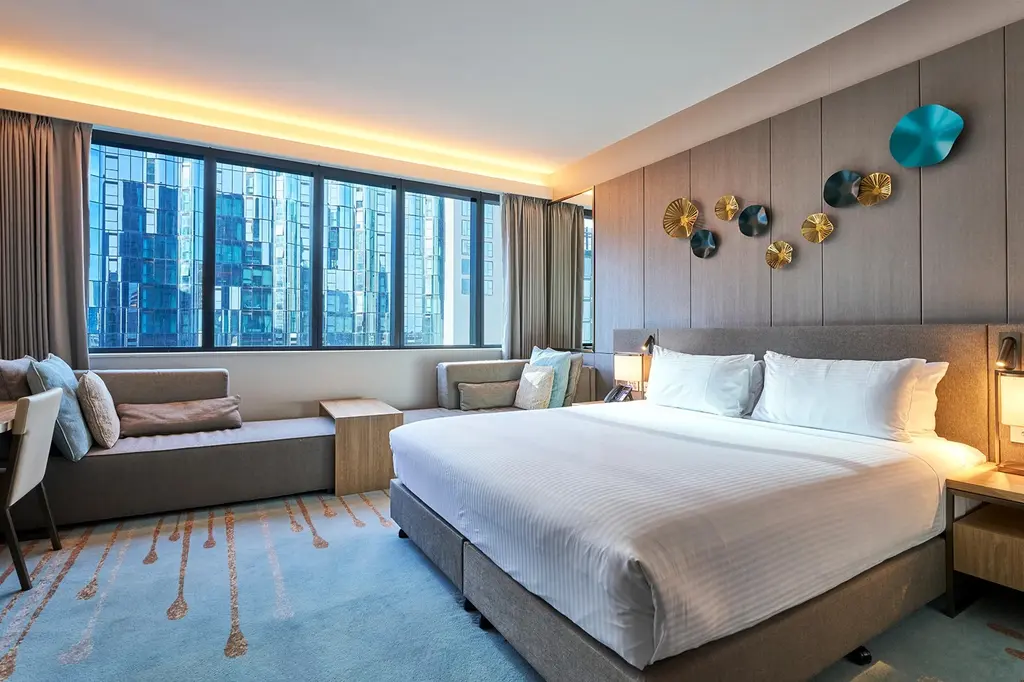 Novotel Melbourne Central image 3