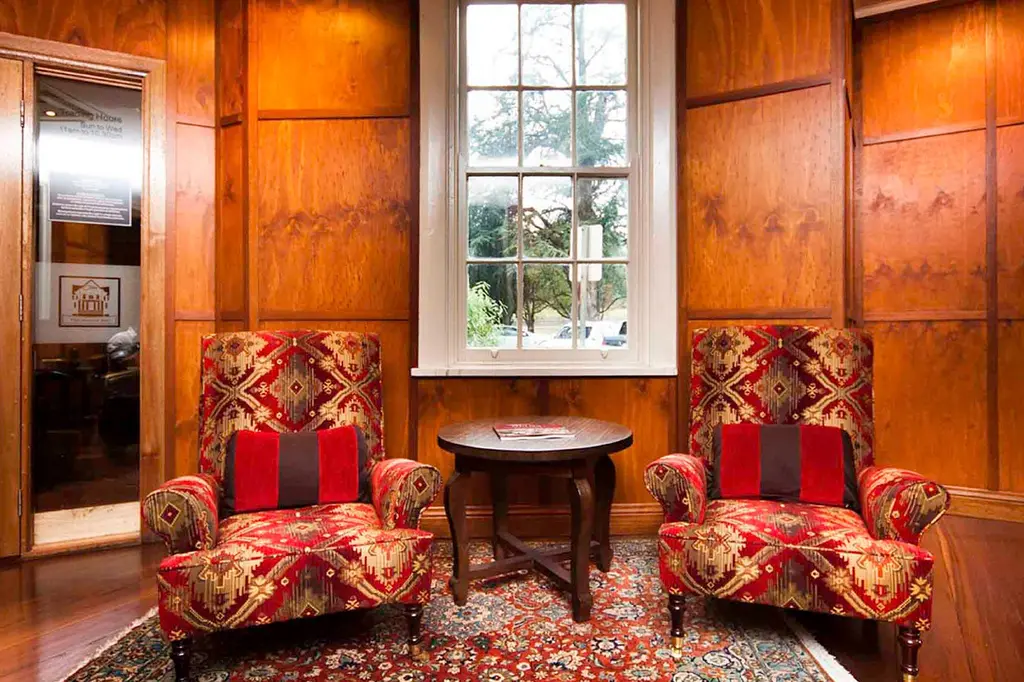 Mercure Canberra image 13