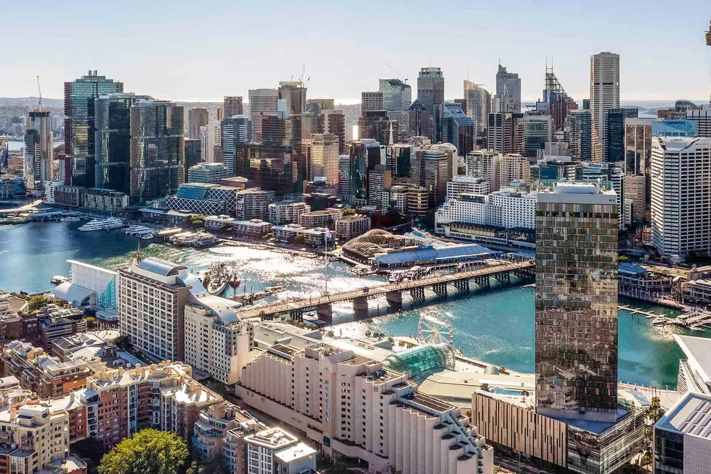 Novotel Sydney on Darling Harbour image 1