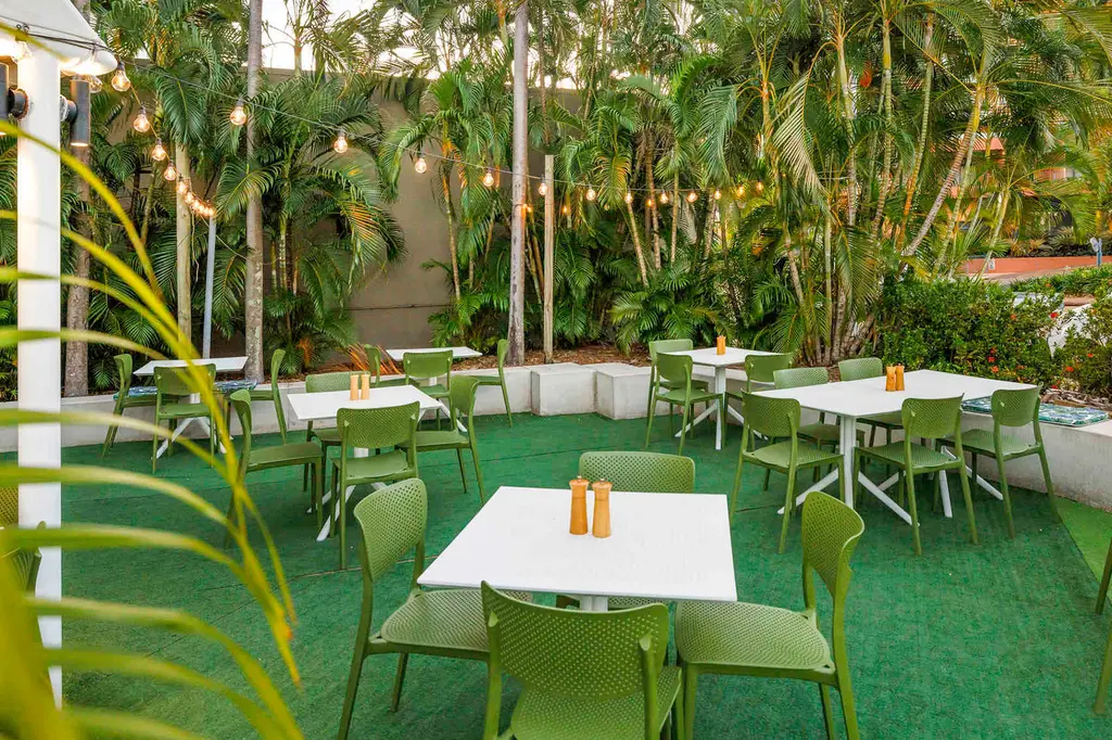 Novotel Darwin CBD image 10