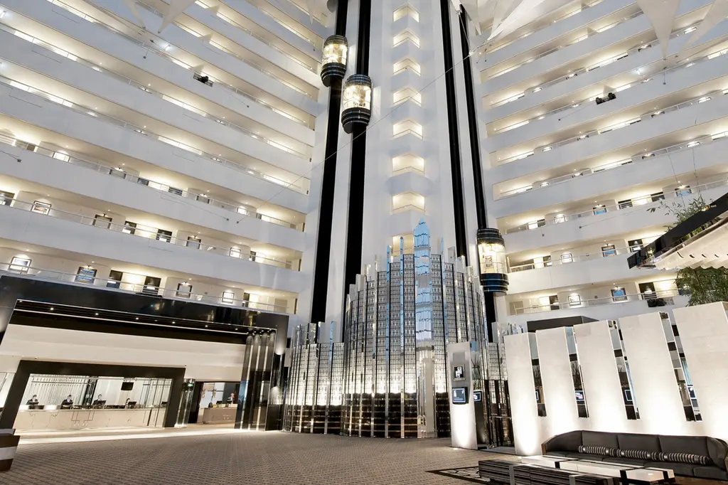 Crown Metropol Perth image 10