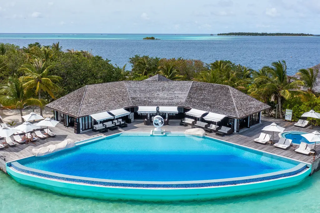 Lily Beach Resort & Spa image 6