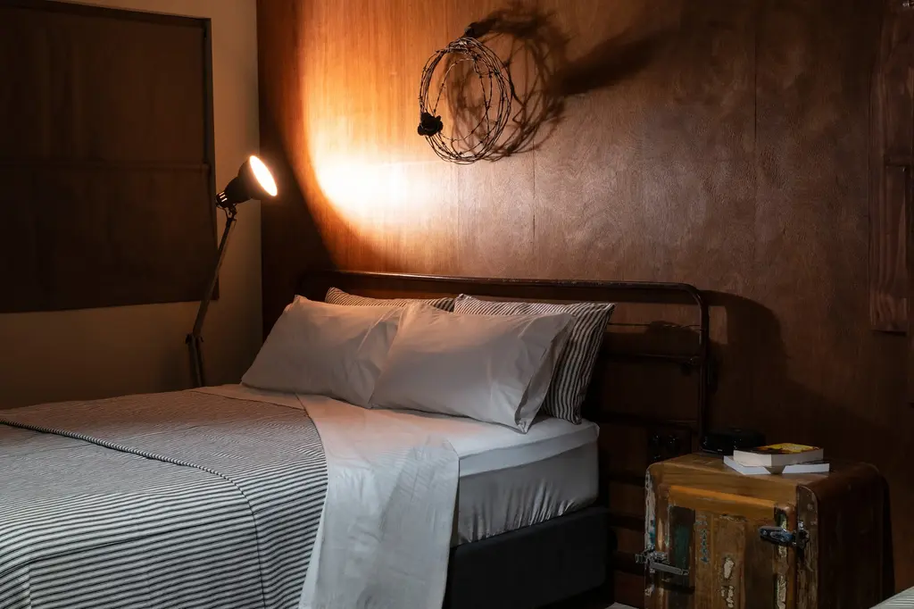 Outback Pioneers image 3