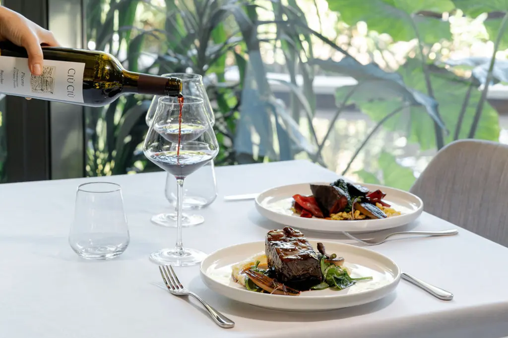 Elements of Byron image 6