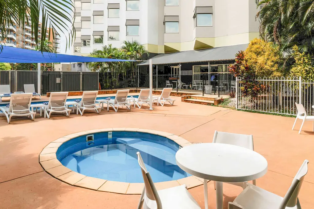 Novotel Darwin CBD image 2