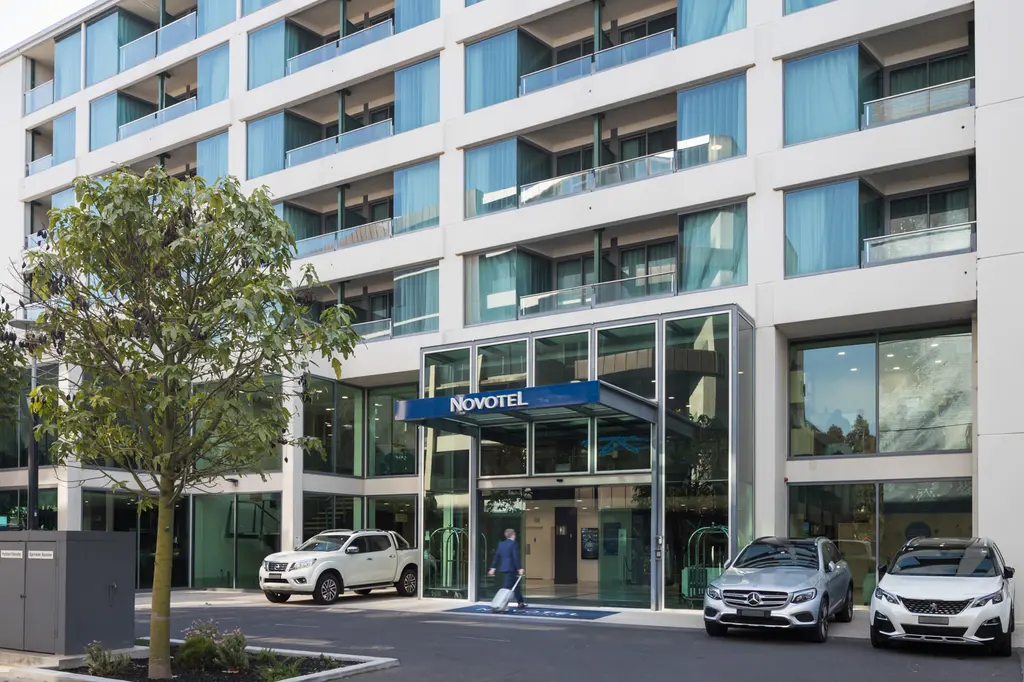Novotel Geelong image 7
