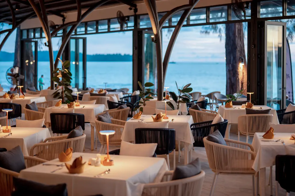 Khaolak Emerald Beach Resort & Spa image 9