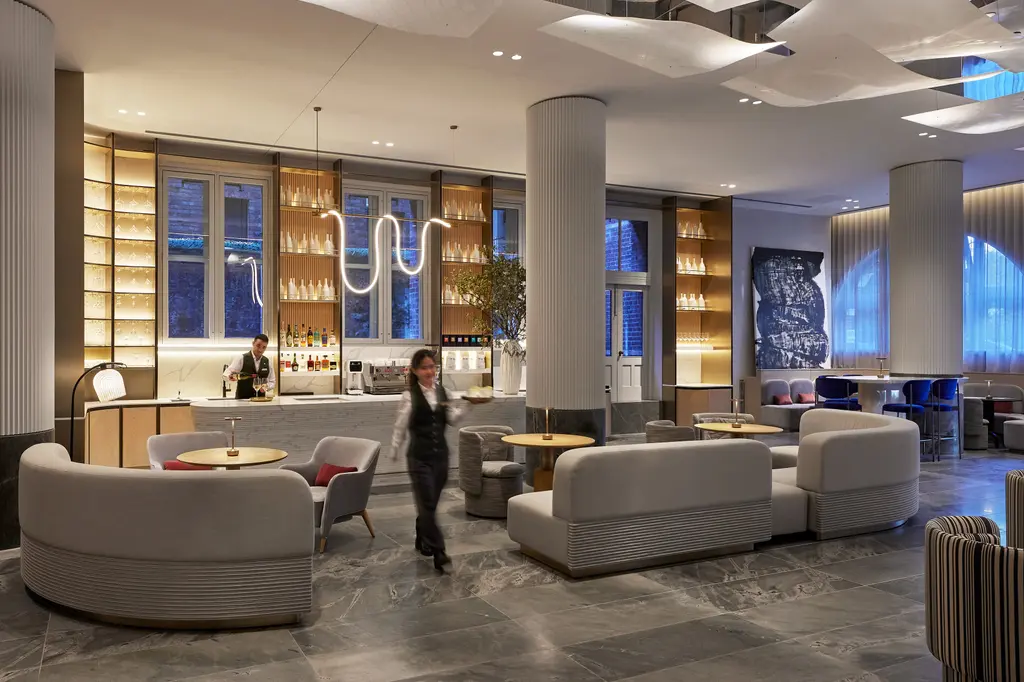 Lanson Place Parliament Gardens image 10