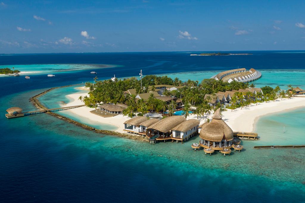 Outrigger Maldives Maafushivaru Resort image 10