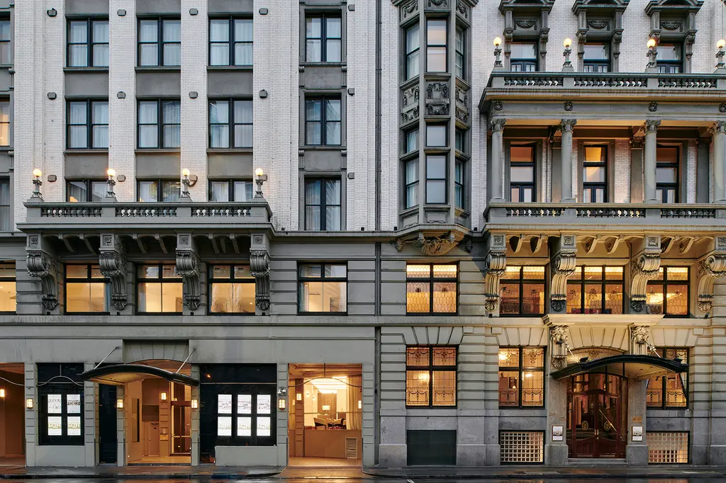 Rendezvous Hotel Melbourne image 1