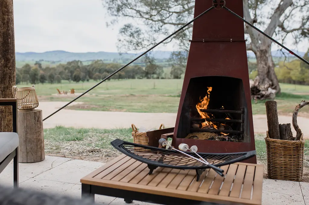 Mansfield Glamping image 10