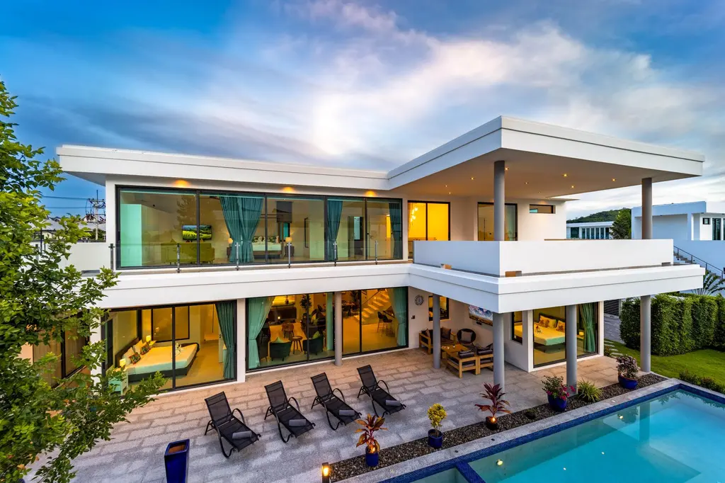 Luxury Modern 6 Bed Private Pool Villa image 1