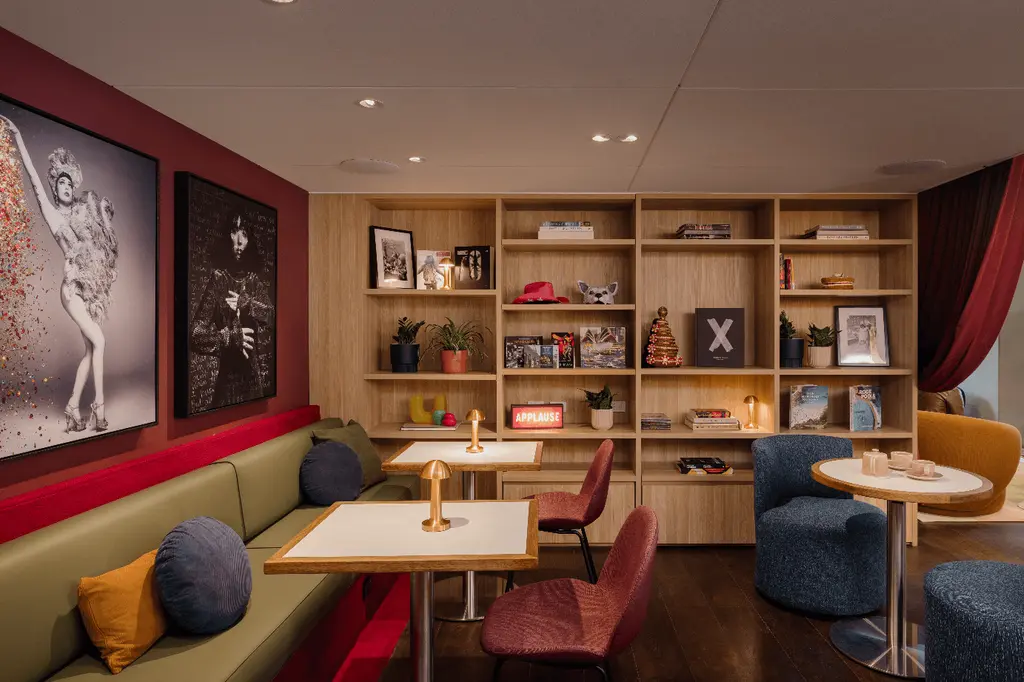 Hotel Indigo Sydney Potts Point by IHG image 2