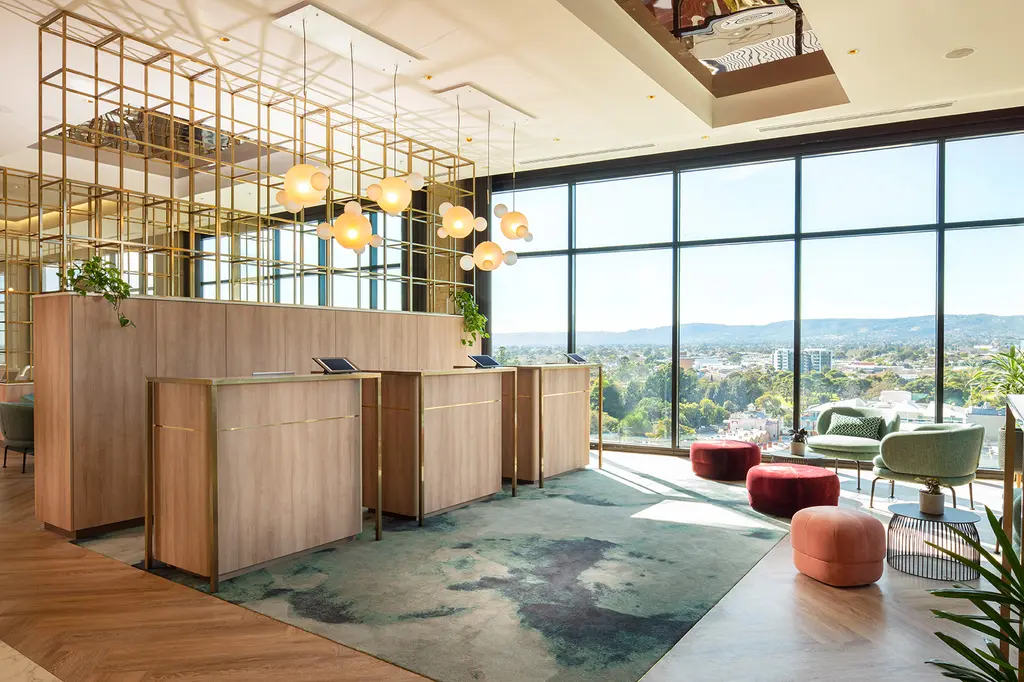 Crowne Plaza Adelaide, an IHG Hotel image 5