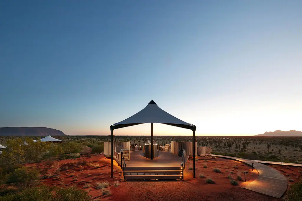 Longitude 131° image 2