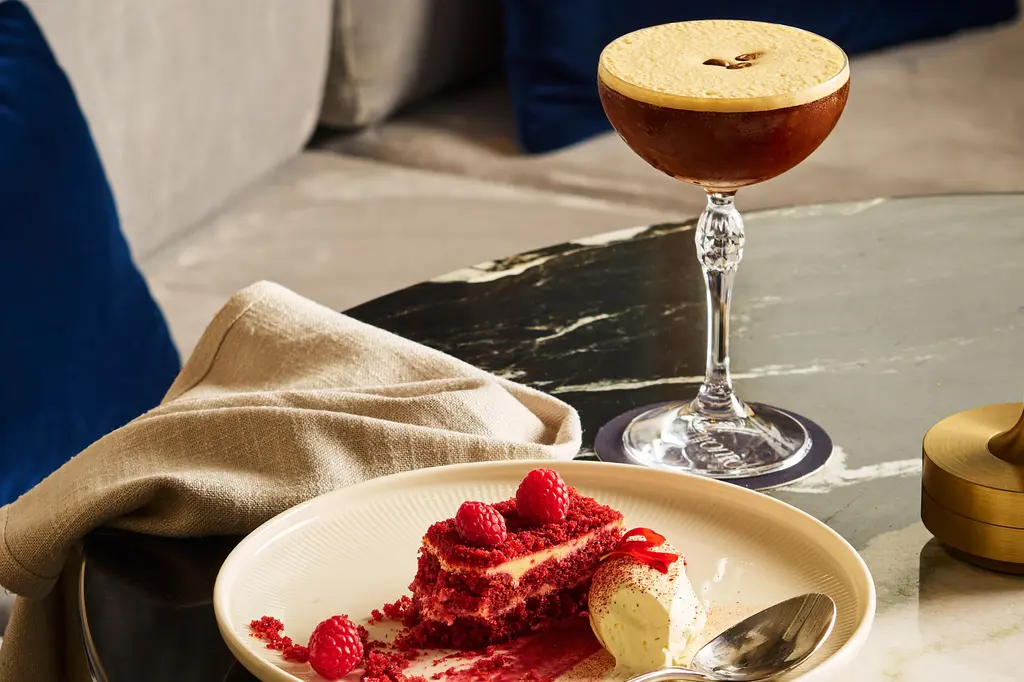 Lanson Place Parliament Gardens image 8