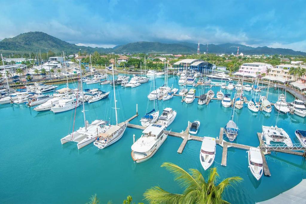 NH Boat Lagoon Phuket Resort image 6