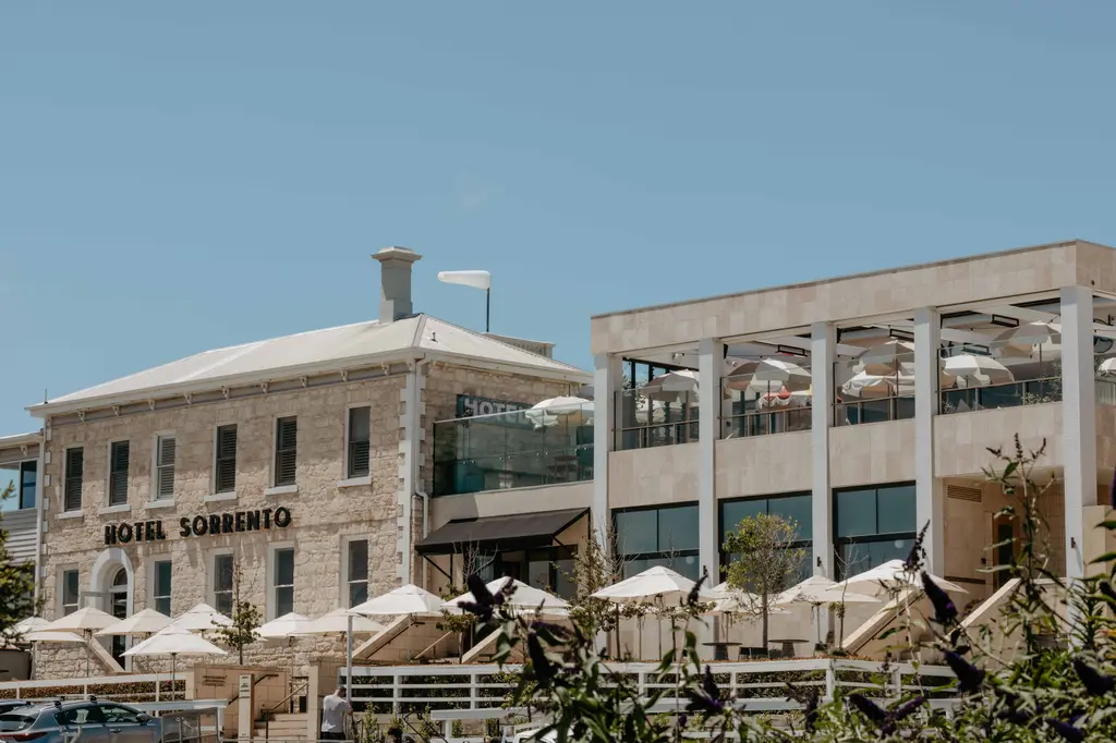 Hotel Sorrento image 1