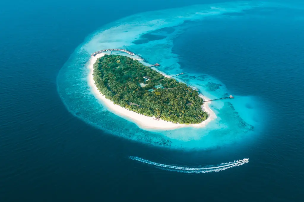 NH Collection Maldives Reethi Resort image 1