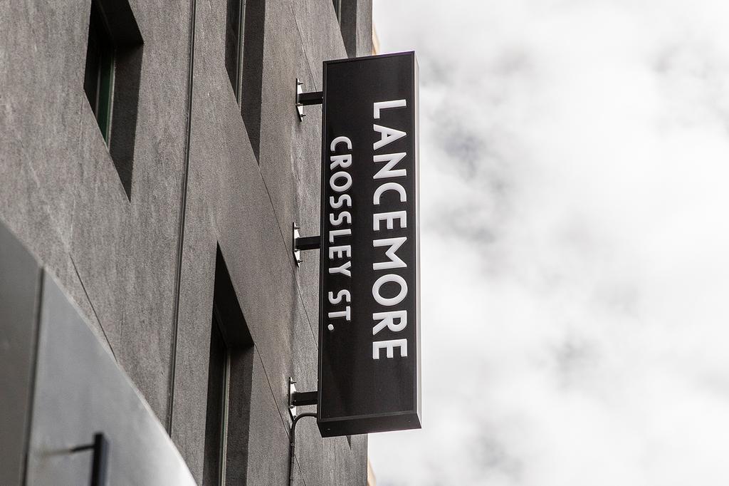 Lancemore Crossley St. image 7