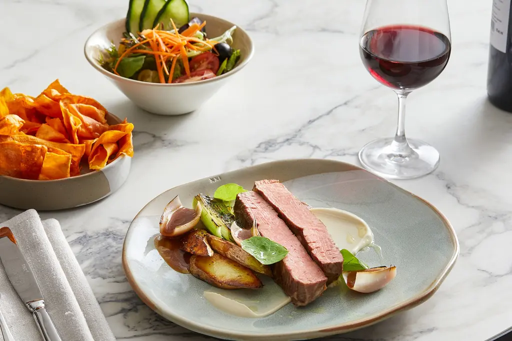 Oakwood Premier Melbourne image 6