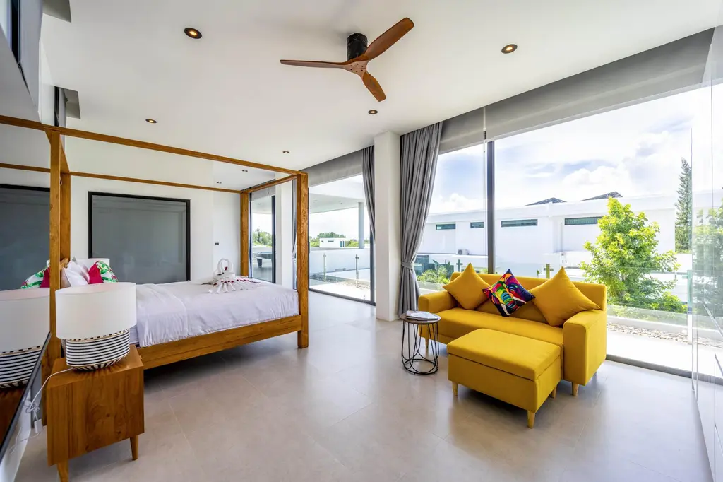 Luxury Modern 6 Bed Private Pool Villa image 2