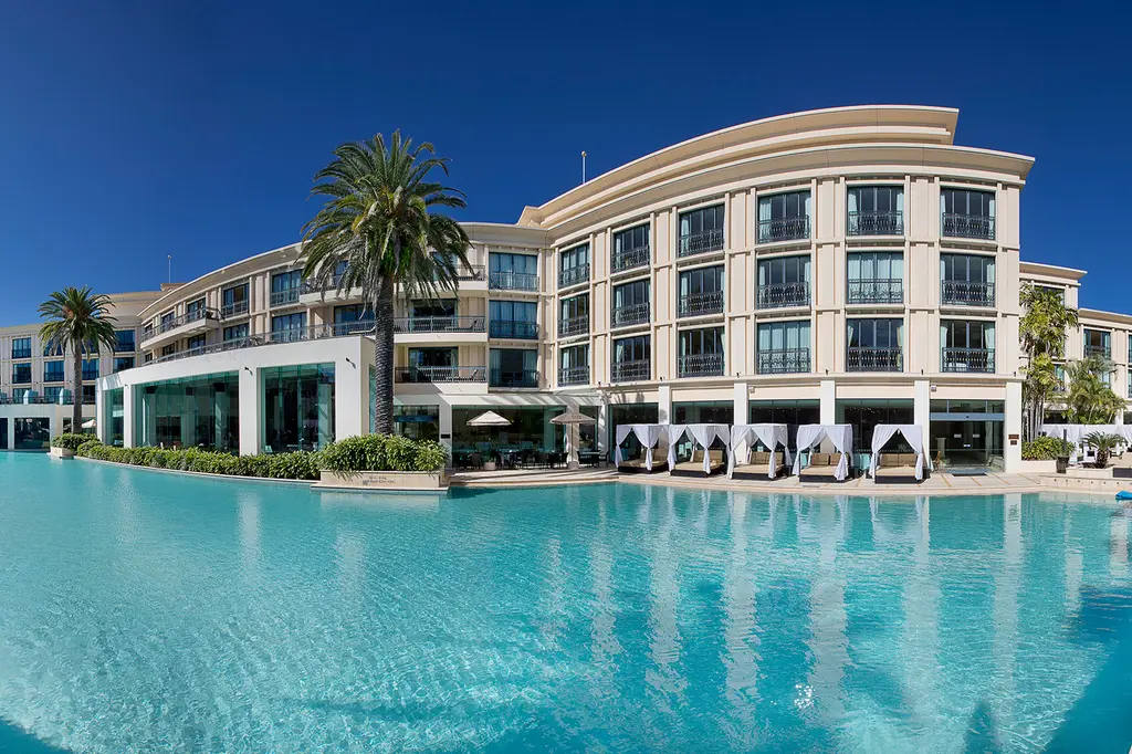 Imperial Hotel Gold Coast image 1