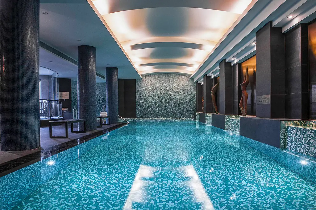 Quay West Suites Melbourne image 5