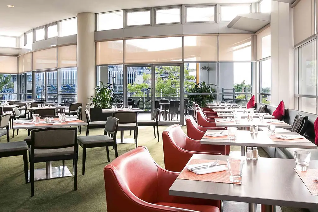 Novotel Sydney Olympic Park image 2