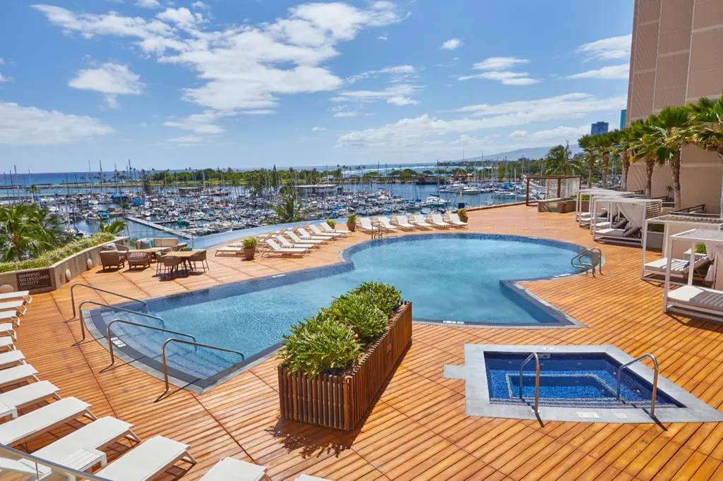 Prince Waikiki image 8