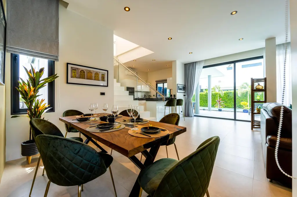 Luxury Modern 6 Bed Private Pool Villa image 27