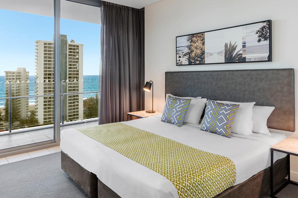 Wyndham Surfers Paradise image 3