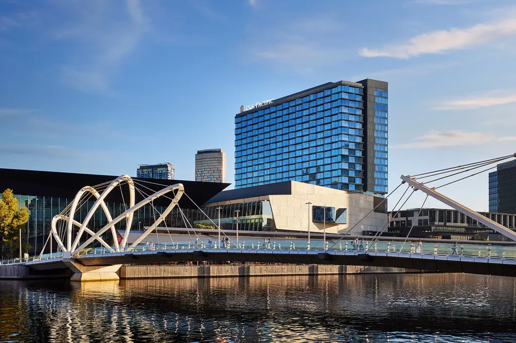 Pan Pacific Melbourne image 1