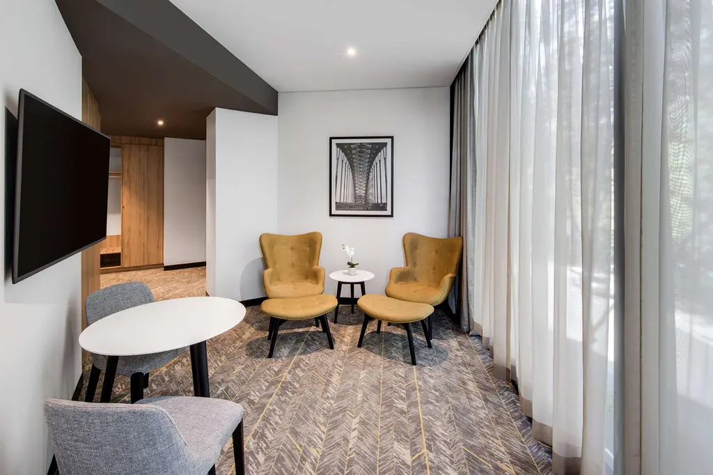 Vibe Hotel North Sydney image 8