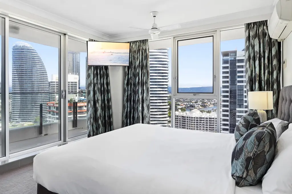 ULTIQA Beach Haven on Broadbeach image 3