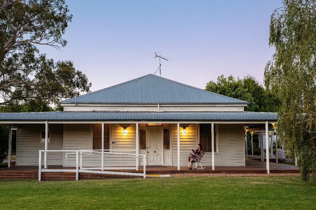 Dal Zotto Homestead and Petite Retreats image 13