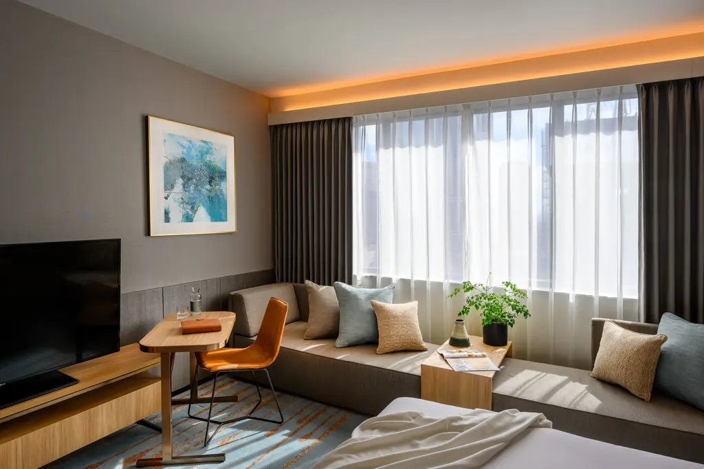 Novotel Melbourne Central image 6