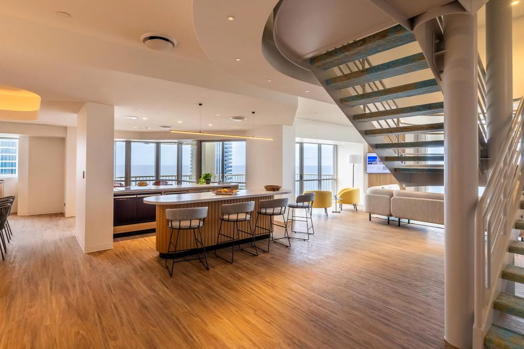 Novotel Surfers Paradise image 8