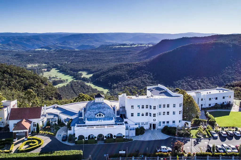 The Hydro Majestic Hotel image 1