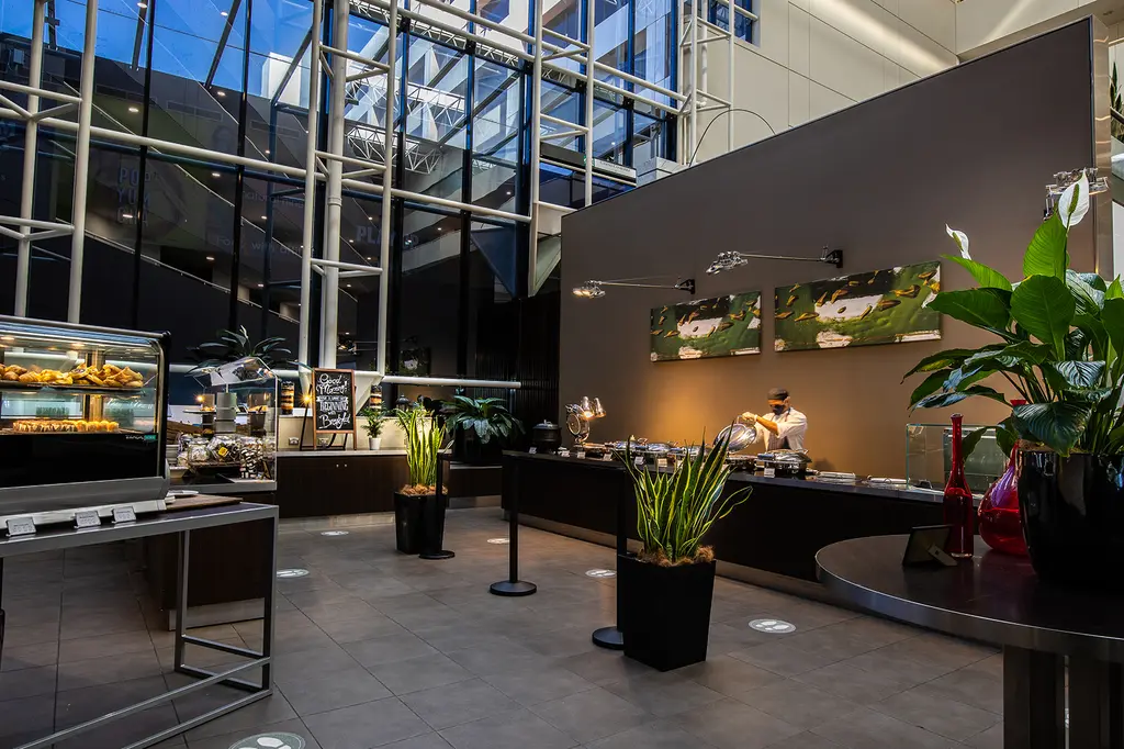 Crowne Plaza Canberra, an IHG Hotel image 8