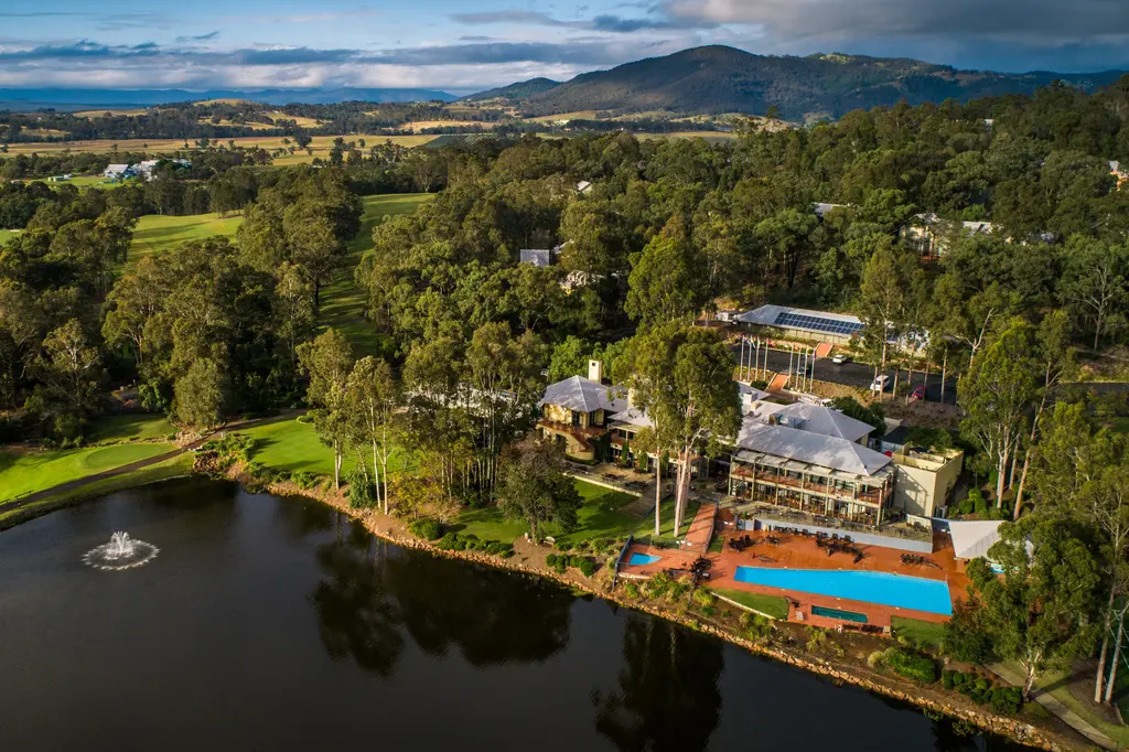 Oaks Cypress Lakes Resort image 5