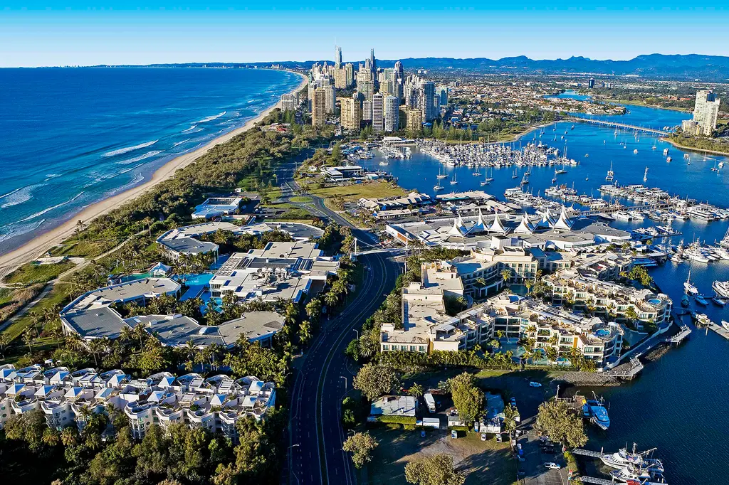 Imperial Hotel Gold Coast image 10