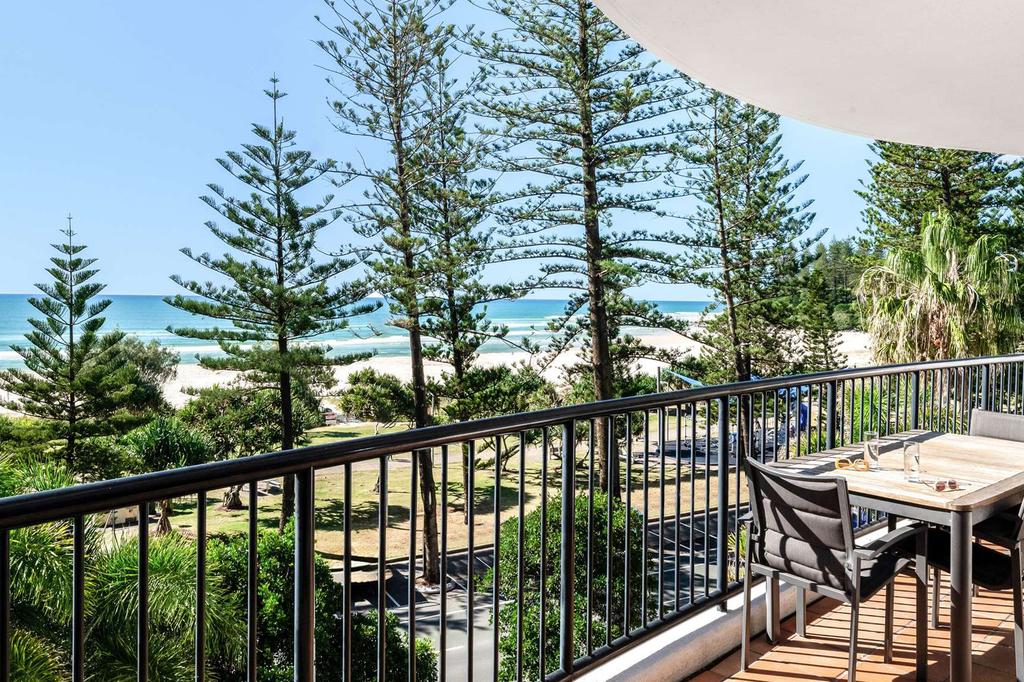 Mantra Coolangatta Beach image 6